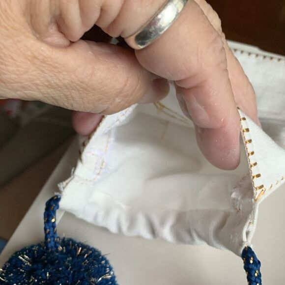 LAST ONE Eight days of Hanukkah 6-foot Garland.  NWT - Picture 6 of 6